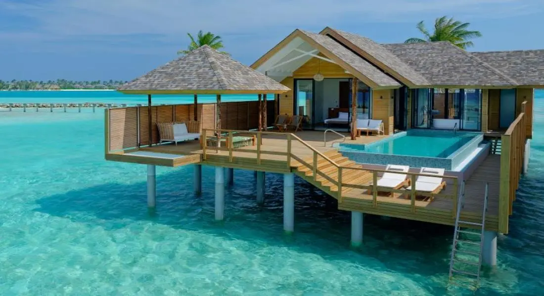 Luxury private villas comparison Bali vs Maldives